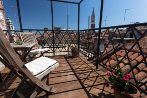 Отель Ca' Nal Apartments  Венеция